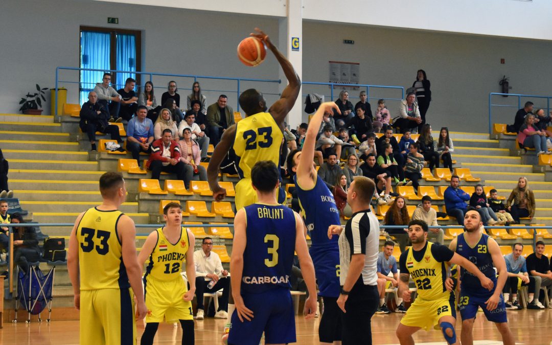 Harcolt a hiányzóit nélkülöző Kosársuli, de a Tiszaújváros jutott a négy közé