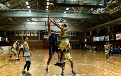 Visszajött a meccsbe a listavezető ellen, mégis kikapott a Kosársuli